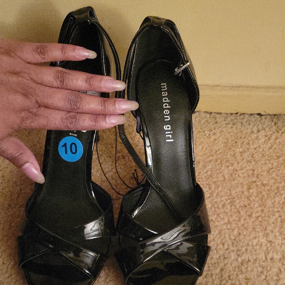 Madden Girl Glossy Black Heels